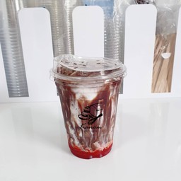 โกโก้สตอเบอร์รี่ลาเต้ เย็น