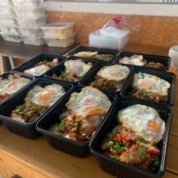 กะเพรากล่อง มอร์นิ่งเฮ้าส์ ซ.ทุ่งกลม-ชัยพฤกษ์ ทุ่งกลม-ชัยพฤกษ์