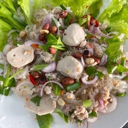 ก๋วยเตี๋ยวหมูต้มยำโบราณเจ๊แก้ว