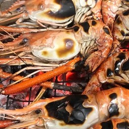 กุ้งเผา ครึ่ง กก.(ใหญ่4-5ตัว)