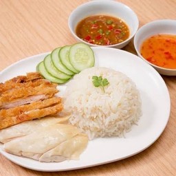 ข้าวมันไก่ทอด+ไก่ต้ม