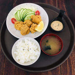 ข้าวหน้าไก่คาราเกะ