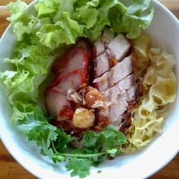บะหมี่+เกี๊ยว หมูแดง-หมูกรอบ