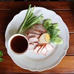 ข้าวหมูแดง