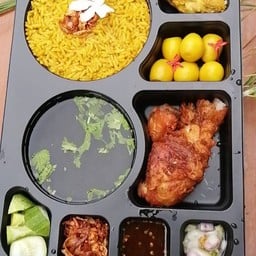 เอ็นดู กล่องกินอุ่น