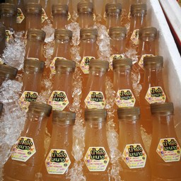 กระหายน้ำ  by เจ้พิณ - ตลาดประดู่สาย 1 ตลาดประดู่(อินทราวาส)