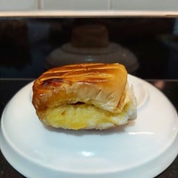 ขนมปังปิ้งไส้ทะลัก By น้องปังปอนด์