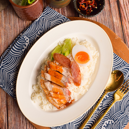 ข้าวหมูกรอบ+ไข่+กุณเชียง
