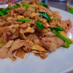 ร้านอาหารตามสั่งโดนใจ (แยกถนนนวลแก้ว)