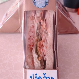 สลัดโรล หมูทอดวิเสท(ครัวคุณต๋อย) แพนเค้ก บ้านกุดกว้าง