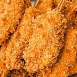 ไก่ชุบเกล็ดขนมปังทอด ชุดละ 4 ชิ้น