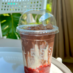 สตรอเบอร์รี่ช็อคโก้