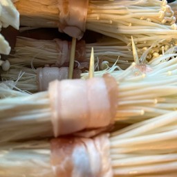 เห็ดเข็มทองพันเบค่อนหม่าล่า