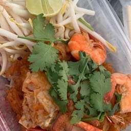 ลูกหว้า ผัดหมี่กะทิปักษ์ใต้ สูตรโบราณ ตลาดโรงพยาบาลธรรมศาสตร์เฉลิมพระเกียรติ