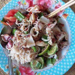 ตำซั่วปลาหมึก