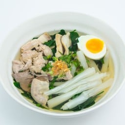 ก๋วยจั๊บน้ำใส