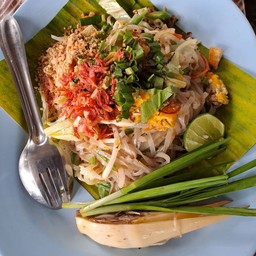 ผัดไทยโบราณและอาหารตามสั่ง (ป้าตุ้ย)ฟาร์มแกะ