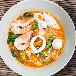 สุกี้ น้ำ