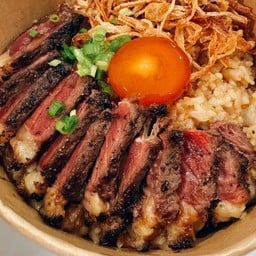 ข้าวผัดมันเนื้อ+ไข่ดอง