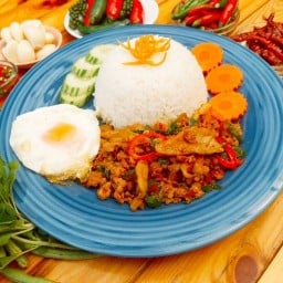 ก๋วยเตี๋ยวรสเด็ดbyนายวัส ชะอำ