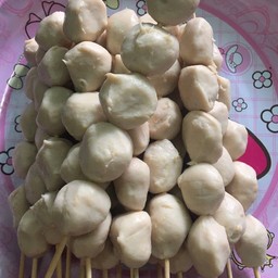 ลูกชิ้นหมูเมืองทอง