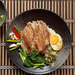 ข้าวขาหมู+หมูกรอบ