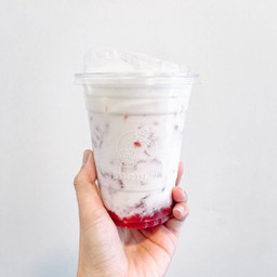นมสด สตอเบอร์รี่ 16 Oz.