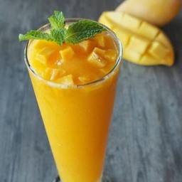 Mango smoothie