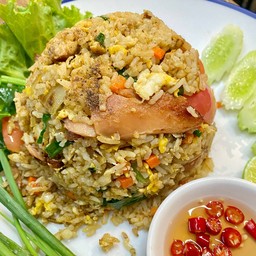 ข้าวผัดไก่ย่าง