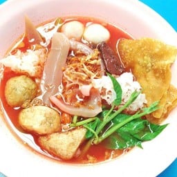 บะหมี่เกี๊ยวหมูแดงนายโอ