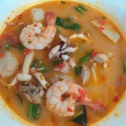 ยำอิ่มจุก (ตลาดดอนกลาง)