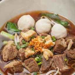 ก๋วยเตี๋ยวหมูตุ๋น