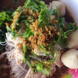 ก๋วยเตี๋ยว/ส้มตำ