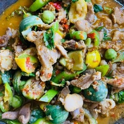 ครัวแอบแซ่บ จรเข้สามพัน