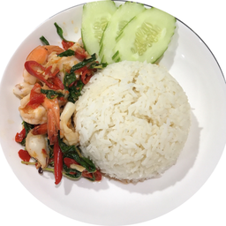 ข้าวราดผัดกะเพราทะเล (กุ้ง+ปลาหมึก)