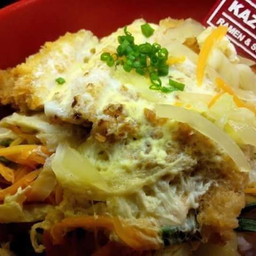 ข้าวไก่ตุ๋นคัตสึด้ง