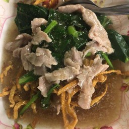 ราดหน้าหมี่กรอบ(หมู)