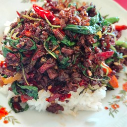 กระเพราเนื้อสับ