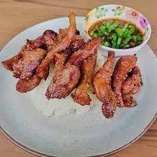 ร้านแซ่บ ซ.1ส้มตำน้ำปลาร้ารสเด็ดตลาดสี่มุมเมือง