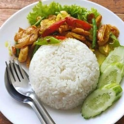 ข้าวไก่ทอดขมิ้น