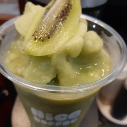 กีวี่โยเกิร์ตสมูทตี้