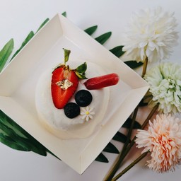 strawberry shortcake (เค้กสตรอว์เบอรี่ครีมสด)