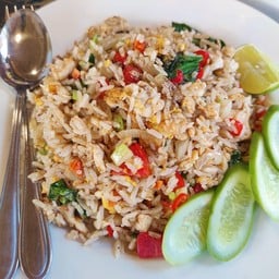 ข้าวผัดไก่