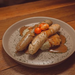 ดูโอ้ไส้กรอก