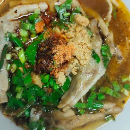วุ้นเส้นต้มยำขาไก่เด็ดๆต้องจัดระรายในปาก