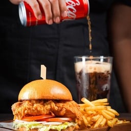 PAN BURGER เกาะแก้ว