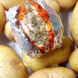 มันเผาเบิร์นชีส เปิดท้ายทางรถไฟ