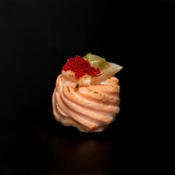 Hotate Salmon Maki