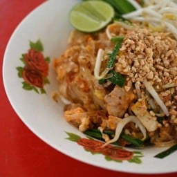 ร้านข้าวเตี๋ยว 9/9 คลองสาม