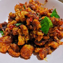 ผัดพริกแกงกากหมู